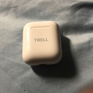 AirPods replace fairly brand new and case is in good condition